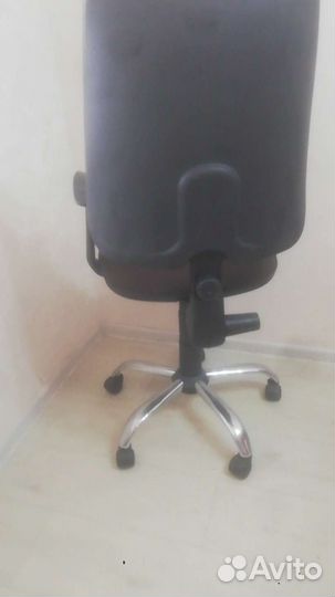 Кресло компьютерное - офисное