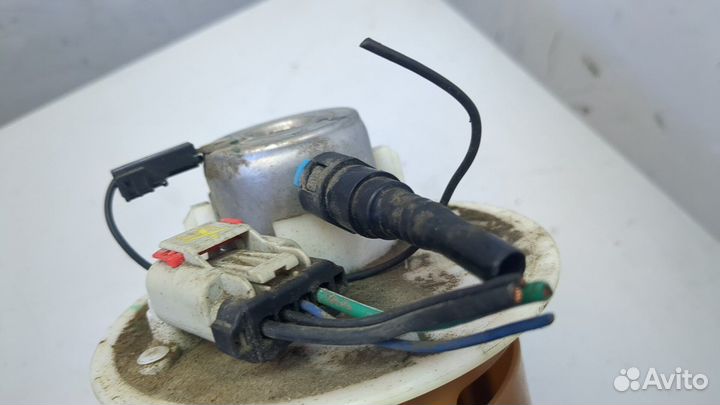Насос топливный электрический Chrysler 300M, 2000