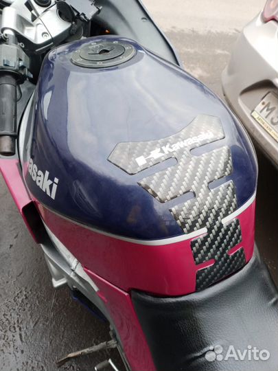 Мотоцикл Kawasaki ZZR600