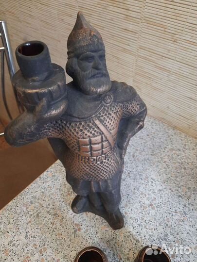 Графин с рюмками