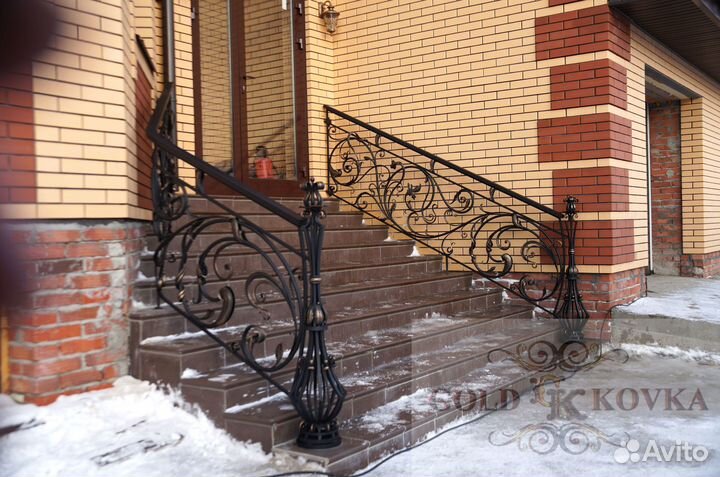 Перила кованные для крыльца