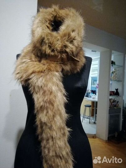 Меховой воротник новый