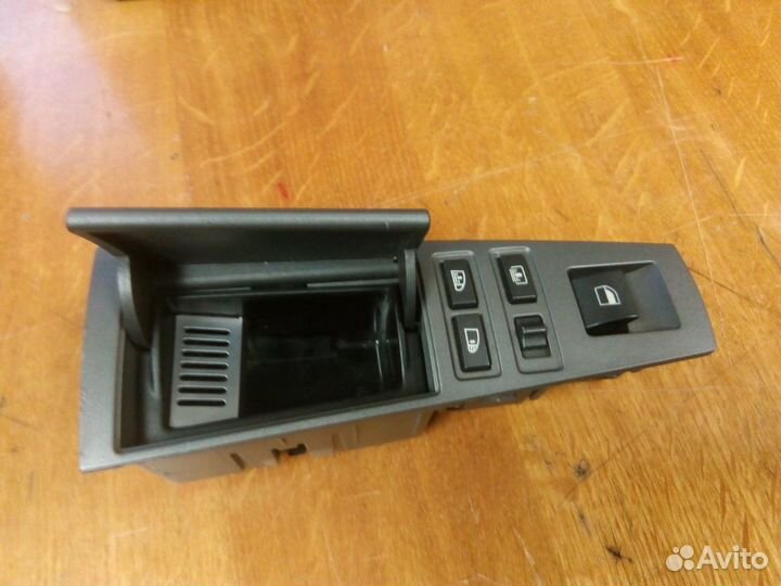 Блок кнопок в дверь. Е65