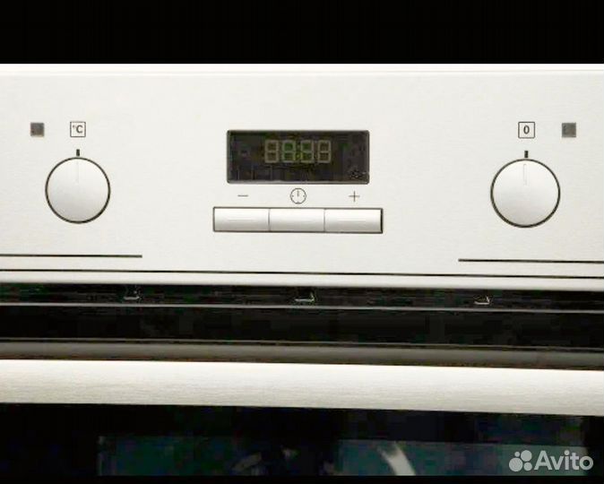 Электрический духовой шкаф Electrolux EZB53410AX
