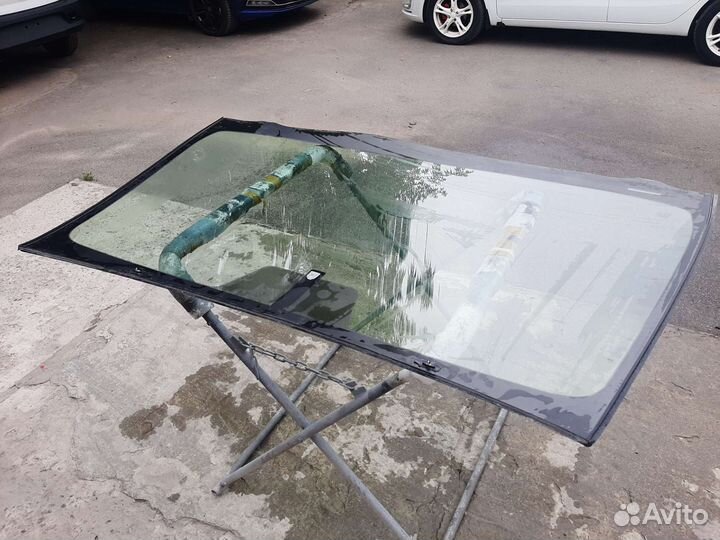 Стекло лобовое Toyota Venza