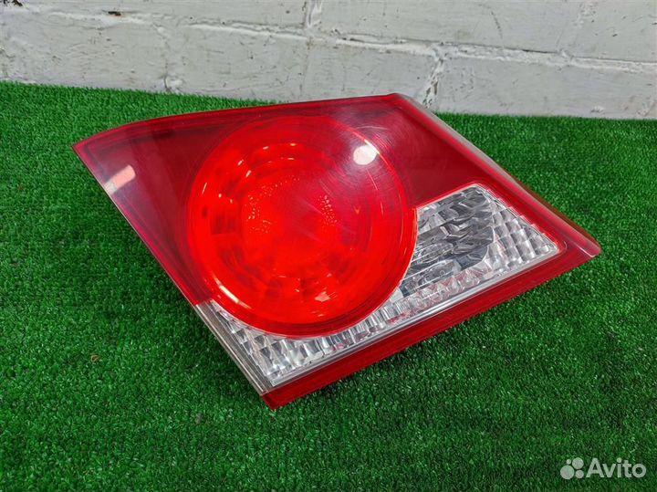 Фонарь задний внутренний левый Honda Civic 4D (FD