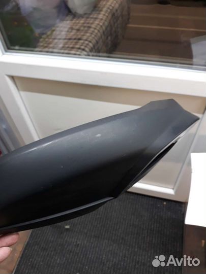 2015-19 Ку7 накладка зеркала правого Q7