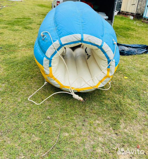 Надувной водный банан и пуля