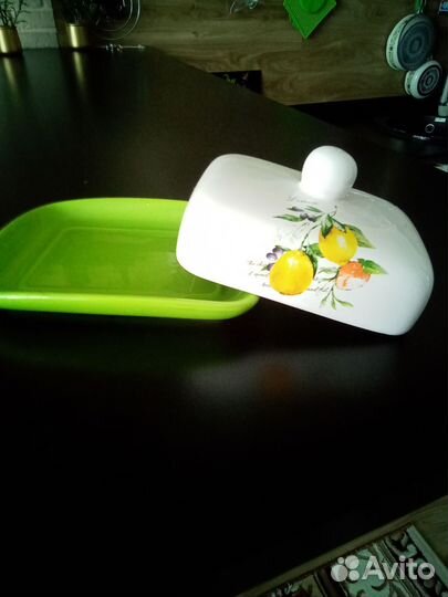 Маслёнка керамическая новая