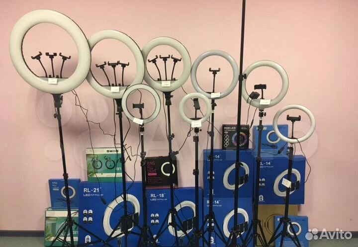 Кольцевая лампа со штативом Новая