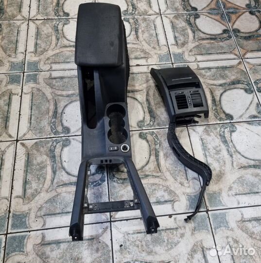 Подлокотник Skoda Octavia A5 FL