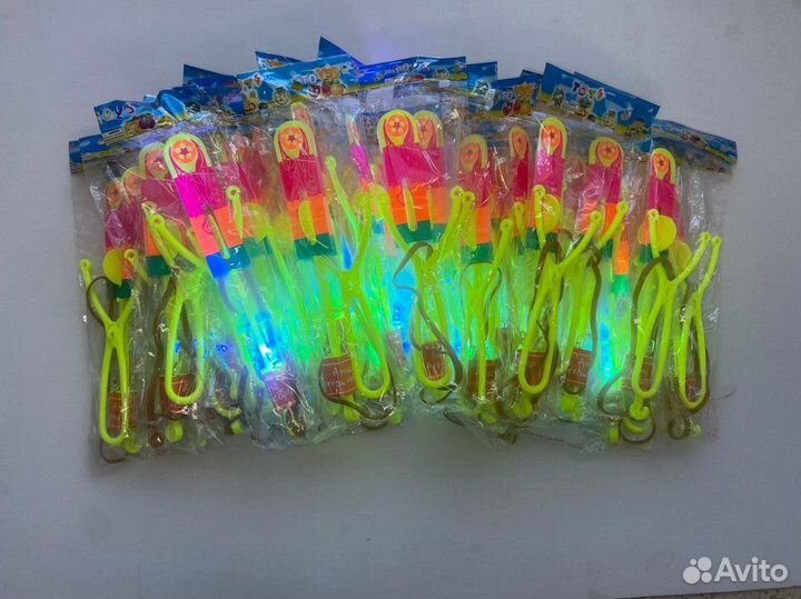 Светящиеся вертолётики с рогаткой оптом 7