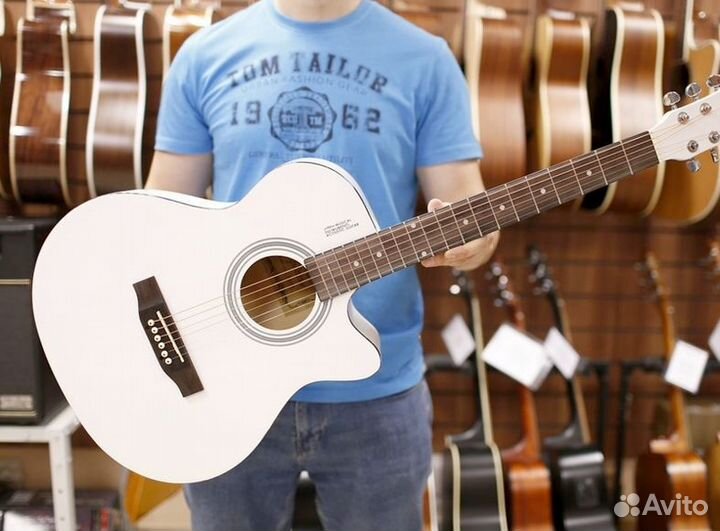 Гитара Elitaro