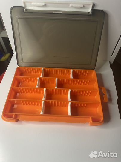 Коробка рыболовная для приманок, блесен,мелочей