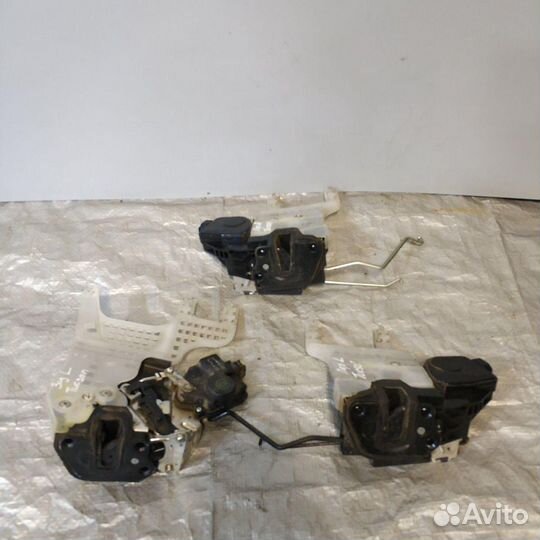 Замок двери Hyundai Tucson 1