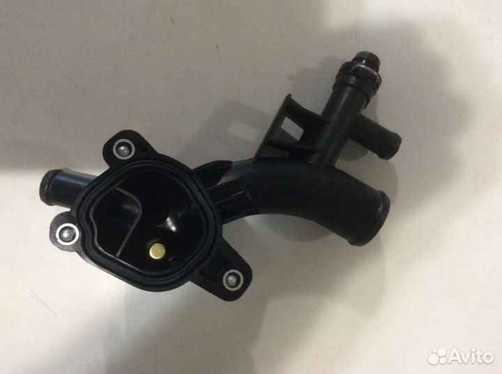 Корпус термостата Опель 1.4 турбо