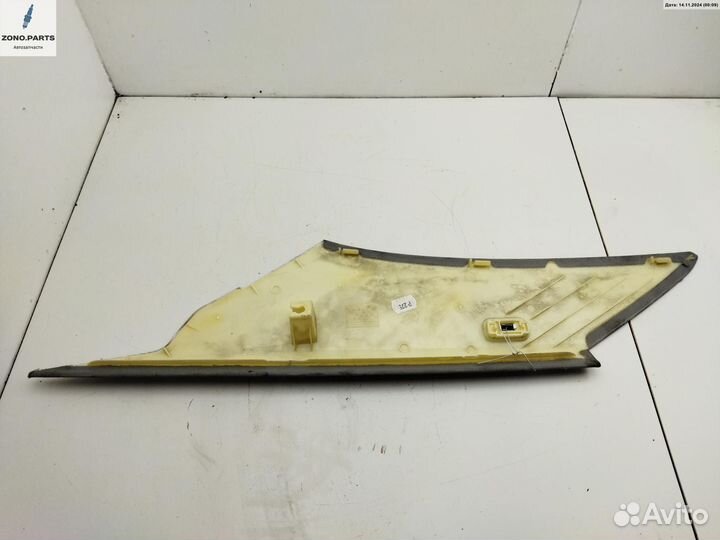 Обшивка стойки задней левой 7027093 на BMW 5 E60/E61 (2003-2010)