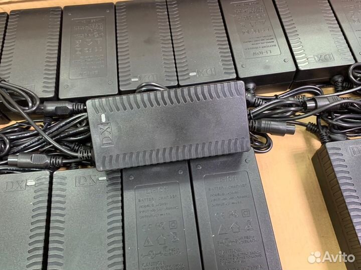 Зарядное устройство для гироскутера