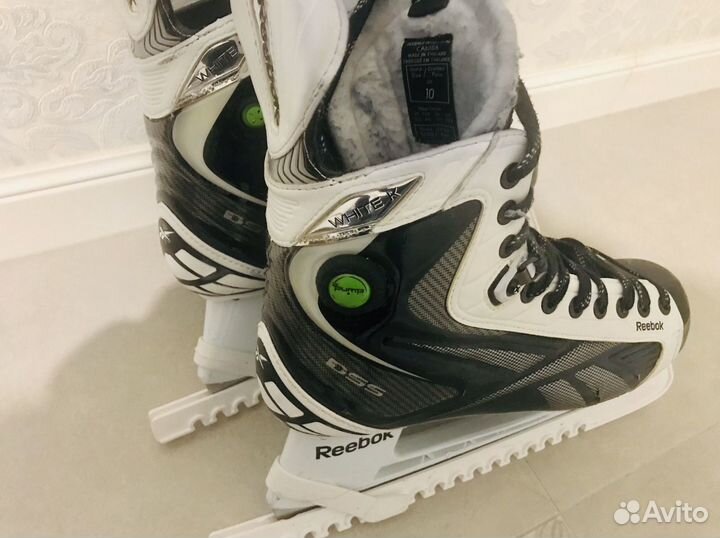 Продаю коньки Reebok white K