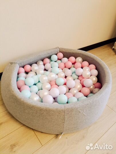 Мягкий бассейн с шариками, для деток