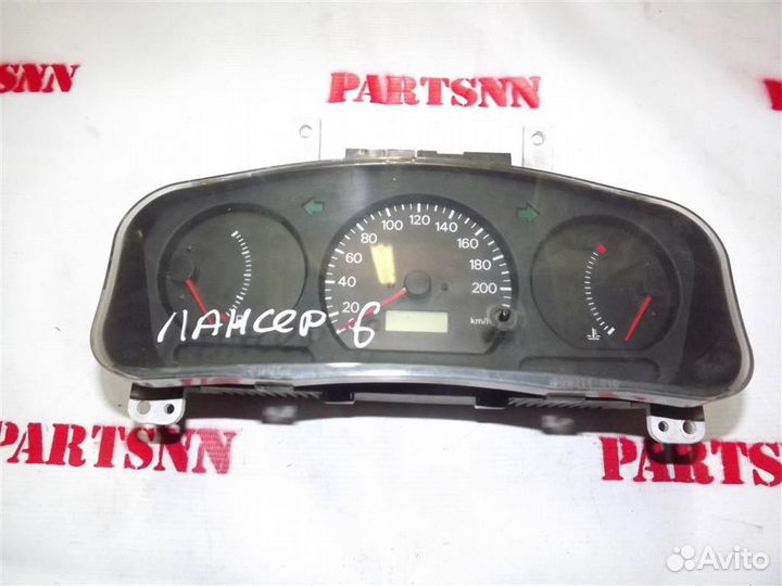 Панель приборов Митсубиши Лансер 6