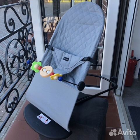 Аналог игрушки на шезлонг babybjorn