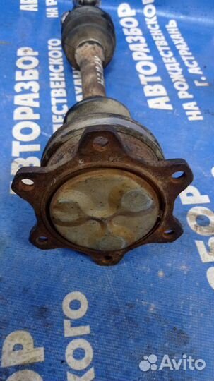 Задний правый привод Toyota Crown седан 1JZ-GE