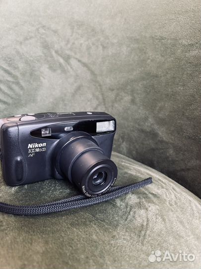 Nikon zoom 500 AF