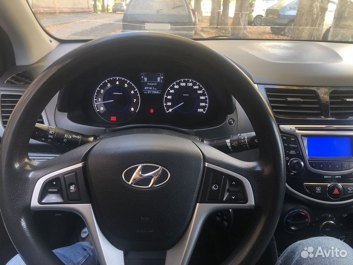 Hyundai Solaris 1.6 МТ, 2011, 211 000 км