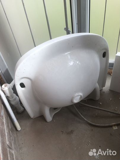 Унитаз с бачком новый