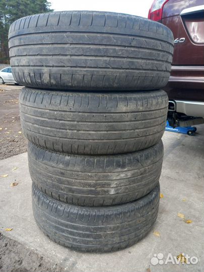 Bridgestone Dueler APT III 235/60 R18