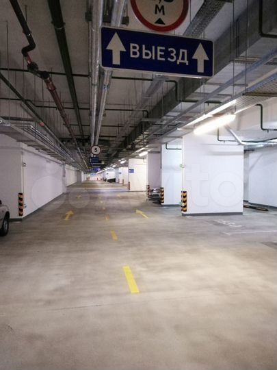 Машиноместо, 16 м²