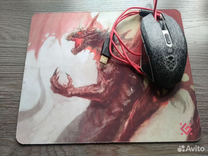 Мышь и коврик defender