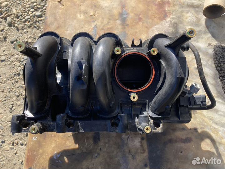 Впускной коллектор Рено Сандеро 2, Логан 2 8клап