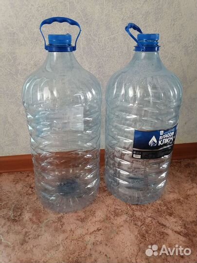Бутылки пластиковые 5 л