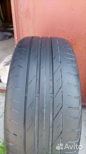 Bridgestone Turanza T001 225/45 R17 V