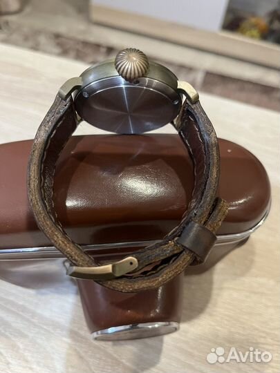 Бронзовый пилот