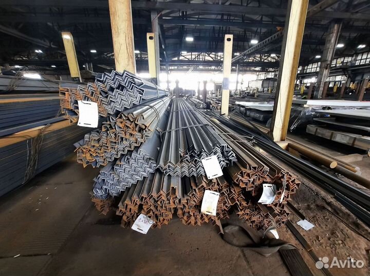 Уголок металлический 25х25х4 длина 6м Ст3