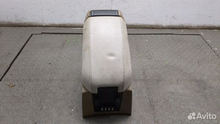 Консоль салона Volvo XC90, 2011