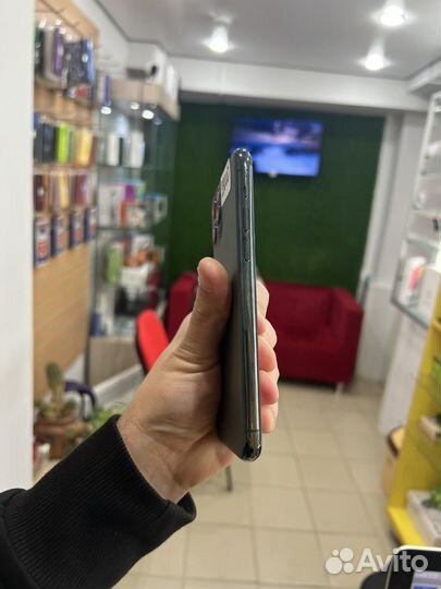 iPhone 11 Pro, 64 ГБ