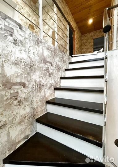 Перила деревянные для лестниц