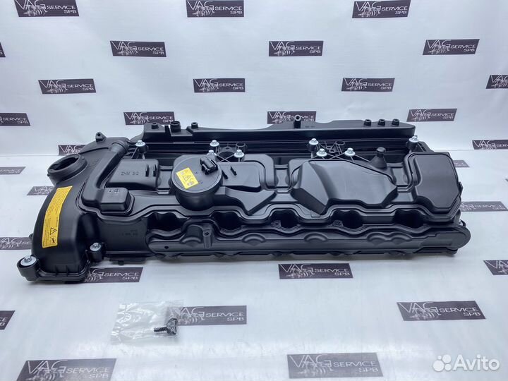 Новая клапанная крышка BMW N55