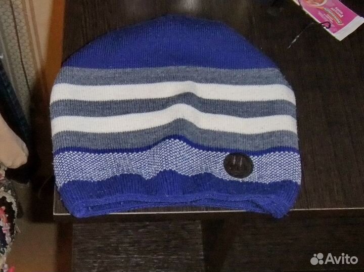 Шапки осень/весна.На 4-5 л.; 6-7 л