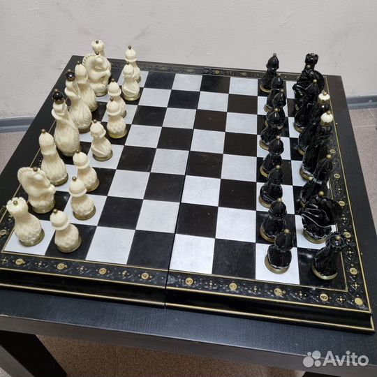 Шахматы подарочные