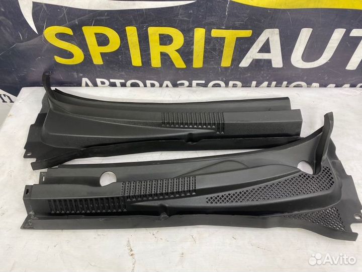 Решетка под лобовое стекло Chevrolet Cruze 1