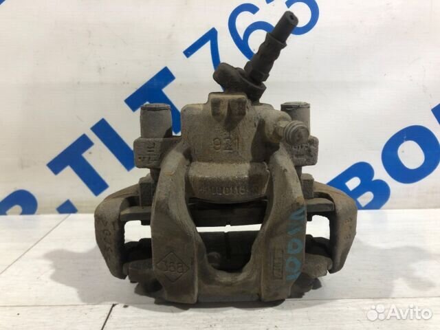 Суппорт передний левый renault logan 2 1.6 мт седа