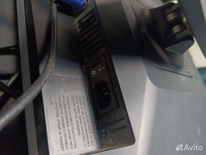 Монитор samsung 75hz 1680x1050