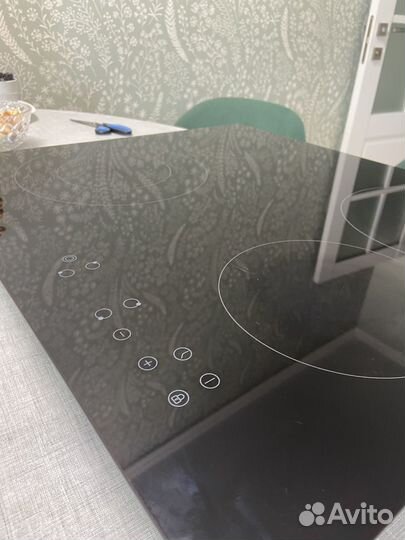 Электрическая варочная поверхность (панель)