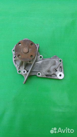 Насос водяной(помпа) Форд Фокус 3 1,6 shda