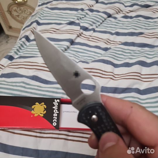 Нож Spyderco